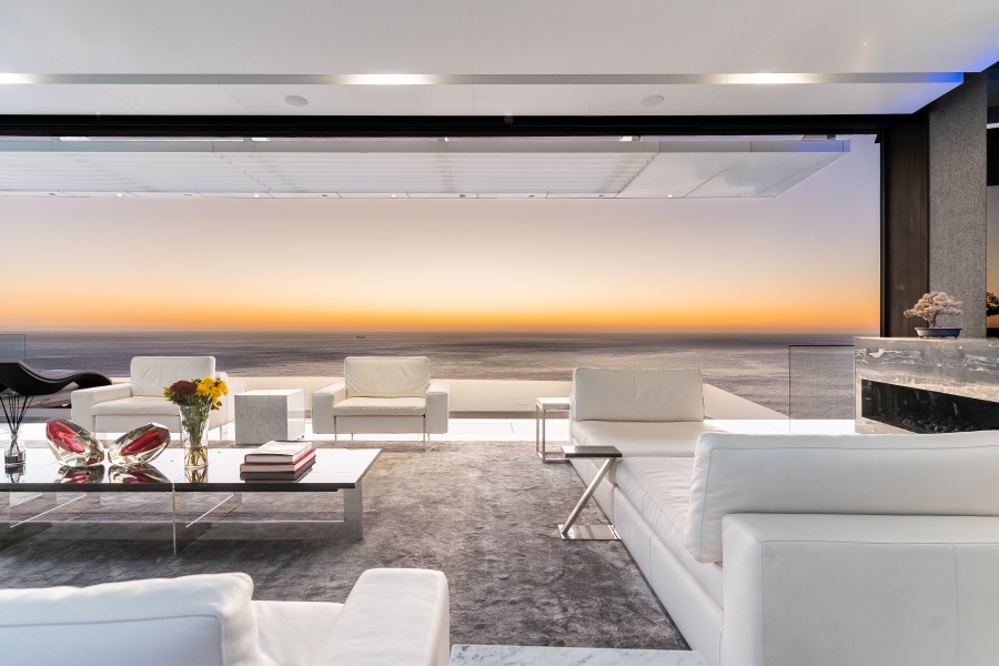 7 Bedroom Property for Sale in Clifton Western Cape